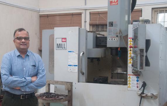 IIT Madras Faculty pioneers 'Frugal Manufacturing' in Smart Factories for Sustainable Development