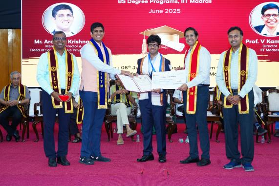 IIT Madras conducts Convocation of its BS Program IIT Madras conducts Convocation of its BS Program