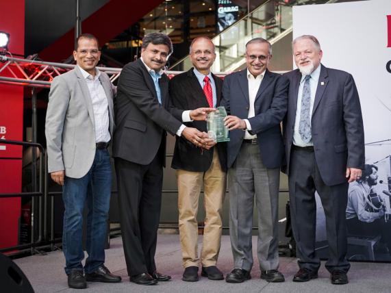 IIT Madras Gopalakrishnan-Deshpande Centre wins International Award for 'Exemplary Practice in Technology Commercialisation' IIT Madras Gopalakrishnan-Deshpande Centre wins International Award for 'Exemplary Practice in Technology Commercialisation'