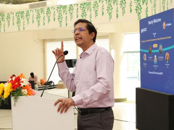 IIT Madras Gopalakrishnan-Deshpande Centre Hosts Seminar on 'Sparking a Lab to Market Transformation in India with Deep-tech startups'