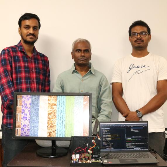 IIT Madras Researchers Develop New Generation of Touchscreen Technology that lets user feel the Texture of Images