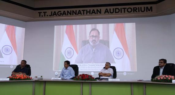 Shri Rajeev Chandrasekhar, Hon'ble Minister of State for Electronics & IT, inaugurates state-of-the-art Research Lab at IIT Madras Shri Rajeev Chandrasekhar, Hon'ble Minister of State for Electronics & IT, inaugurates state-of-the-art Research Lab at IIT Madras